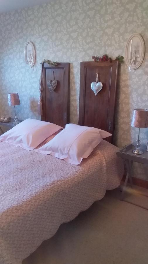 Chambre De Rose - Le Refuge Des Parachutistes - En Bordure Du Marais Neuville-au-Plain Exteriér fotografie